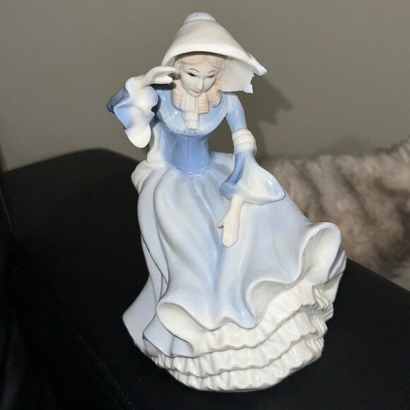 Lenwile Ardalt Handpainted Porcelain Figurine Woman In Blue Dress #3694 - Picture 1 of 10